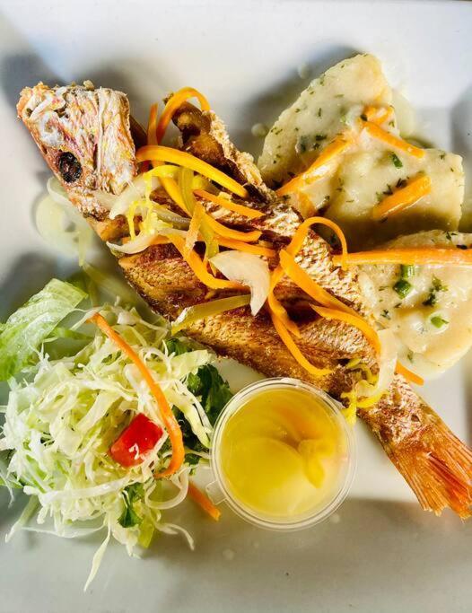 Millie'S Paradise - Bay Beach โอโชรีโอส ภายนอก รูปภาพ